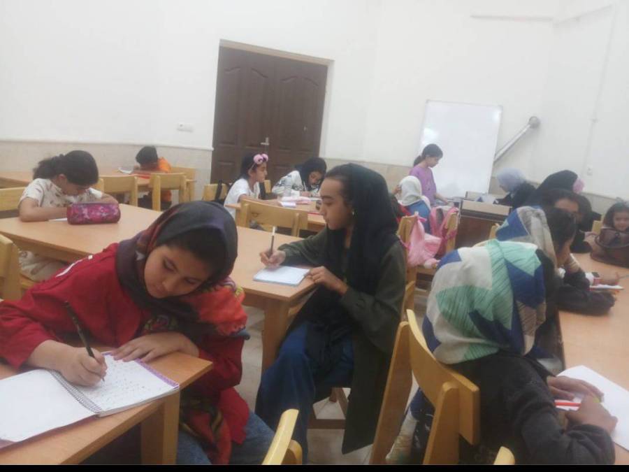 کلاس آموزش زیبا نویسی