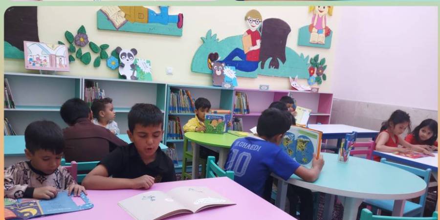 کودکان کتابخوان